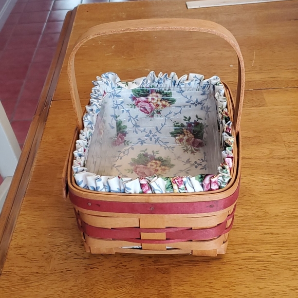 Longaberger 1994 Mothet's Day basket - Picture 2 of 13